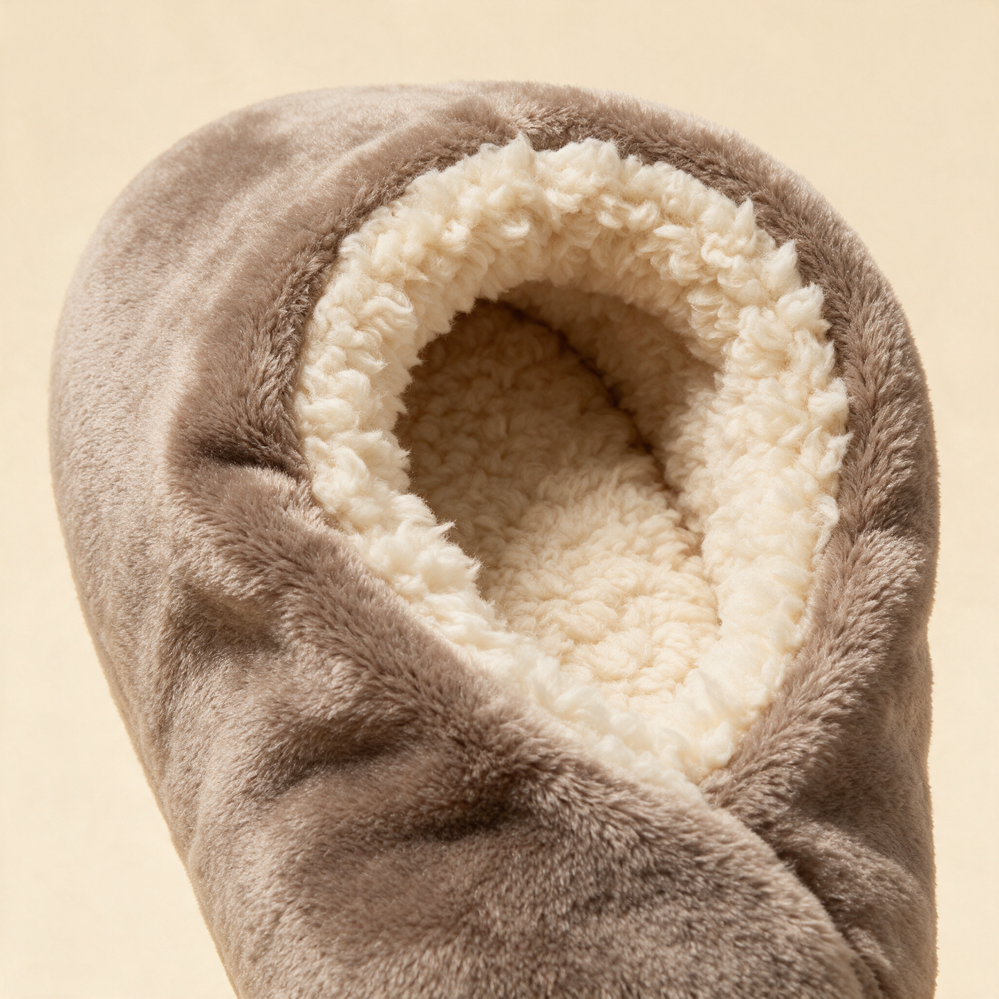 Close up of the CloudStep slipper sherpa lining